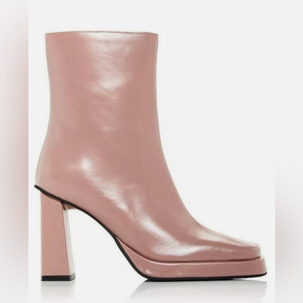 Jeffrey Campbell Maximal-Lo in pink